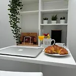 La Casita Real *